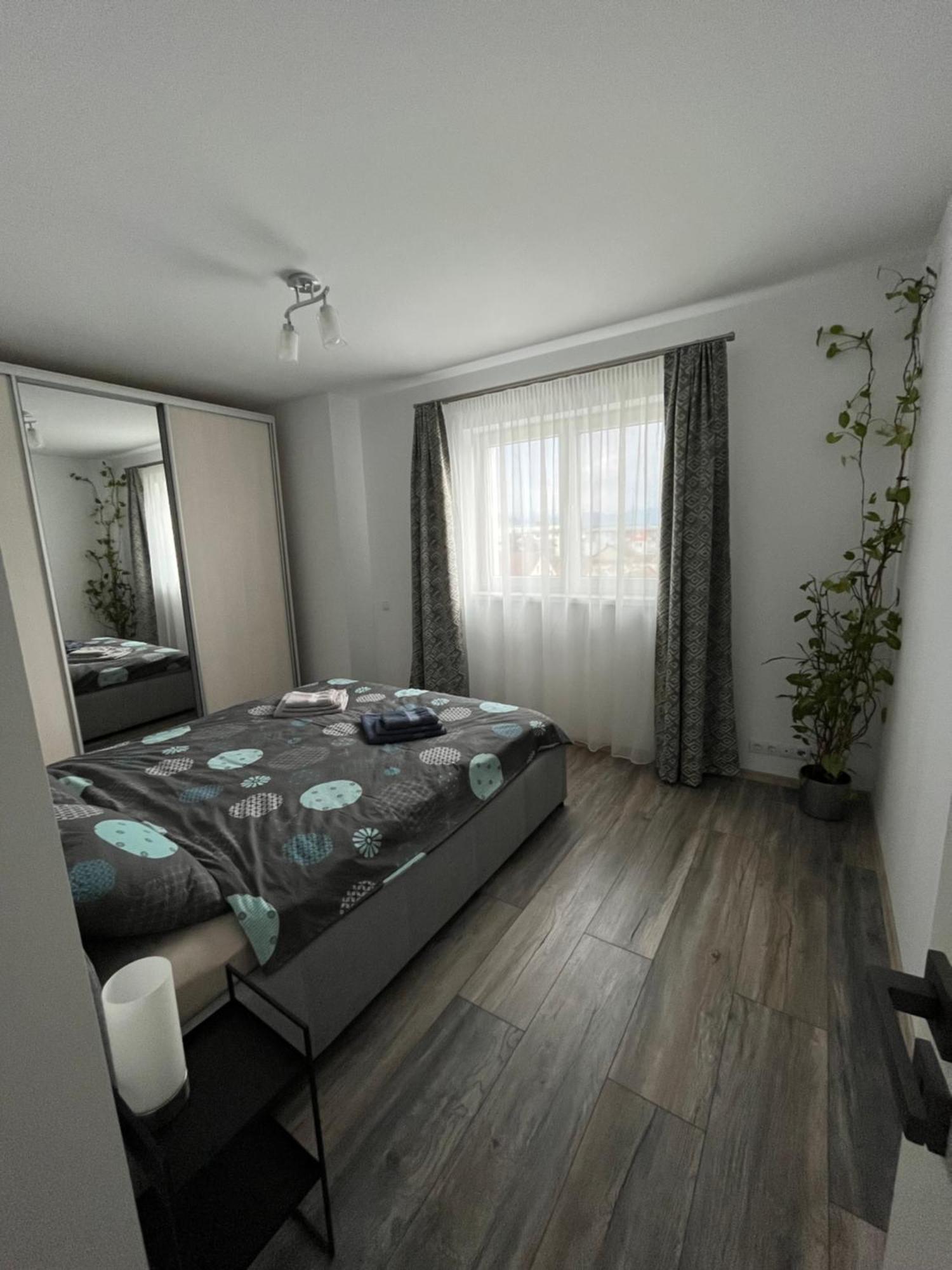 Azzurro Apartment Sibiu Exterior foto